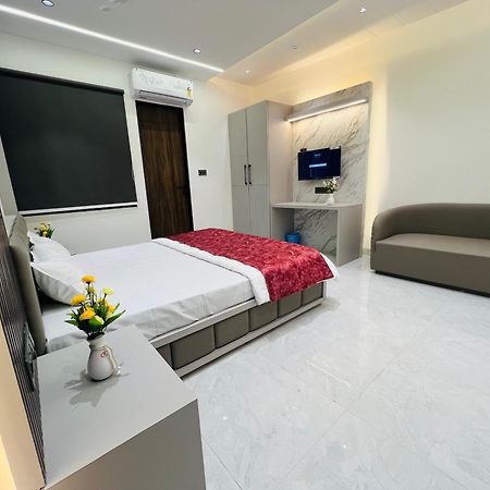 Hotel Sleep Inn Indore Exteriör bild